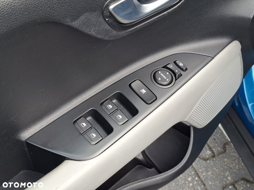 Kia Stonic 1.0 T-GDI MHEV L Business Line DCT - 31