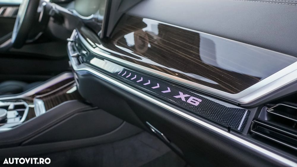 BMW X6 xDrive40i M Sport - 30