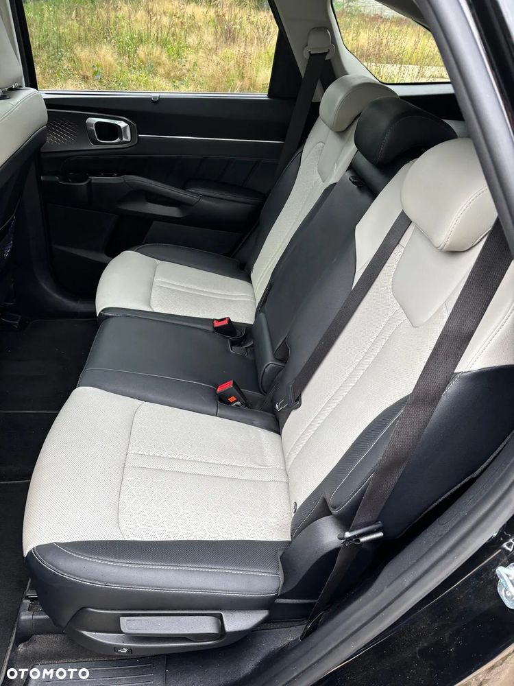 Kia Sorento 1.6 T-GDI HEV XL 4WD 7os - 8