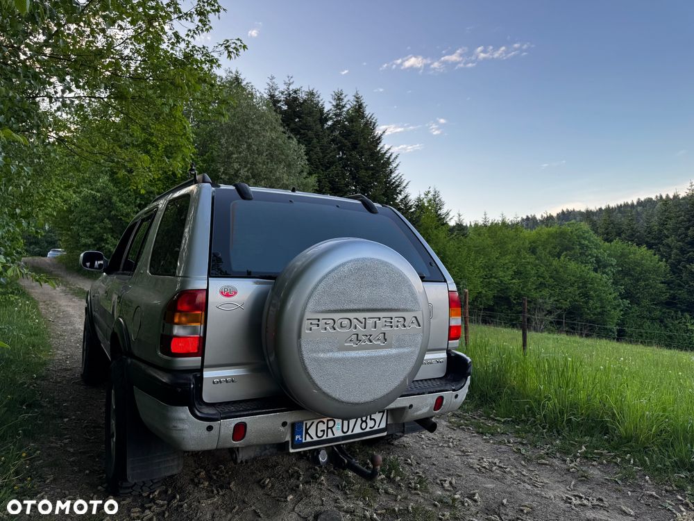 Opel Frontera 3.2 LTD - 6
