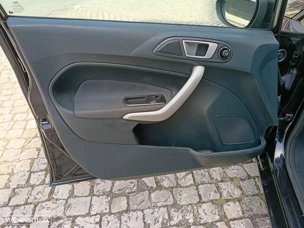 Ford Fiesta 1.5 TDCi Trend - 10