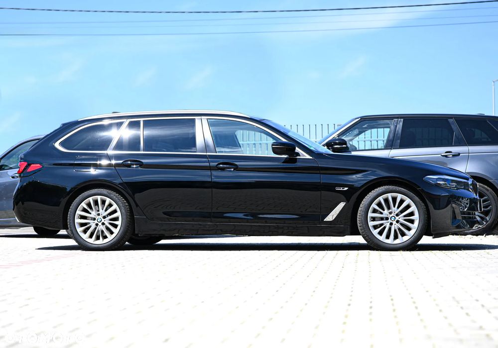 BMW Seria 5 530e - 31