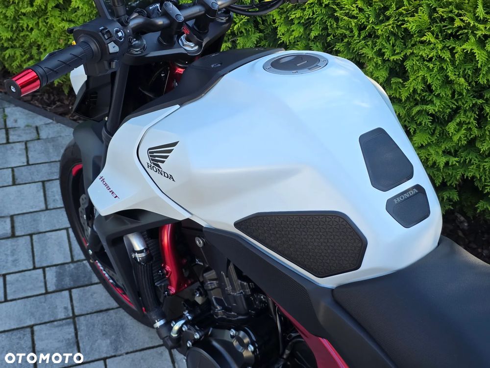 Honda Hornet - 24