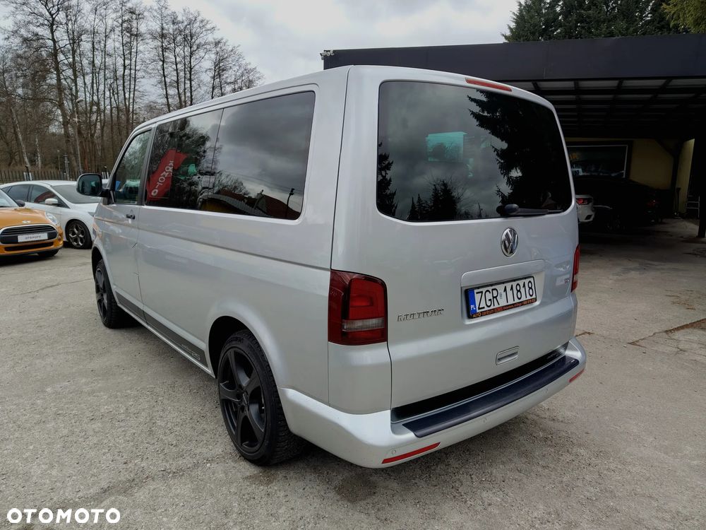 Volkswagen Multivan - 8