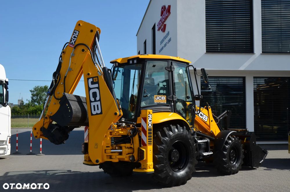 JCB 3CX PRO 2024-25r / SILNIK 4,8L 110km / DUAL DRIVE / 223 mth ! / KLIMA / SZYBKOZŁĄCZE / DWUKIERUNKOWA INSTALACJA / POWERSLIDE / SKARPÓWKA UCHYLNA / 20" - 19