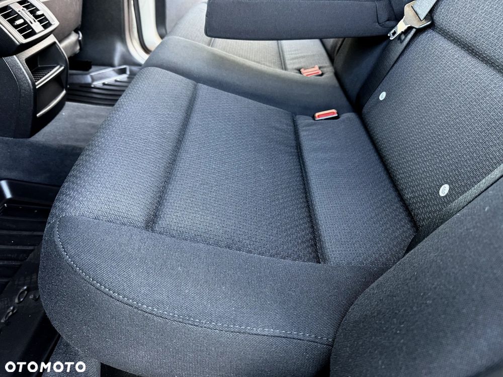 BMW X3 xDrive20d - 27