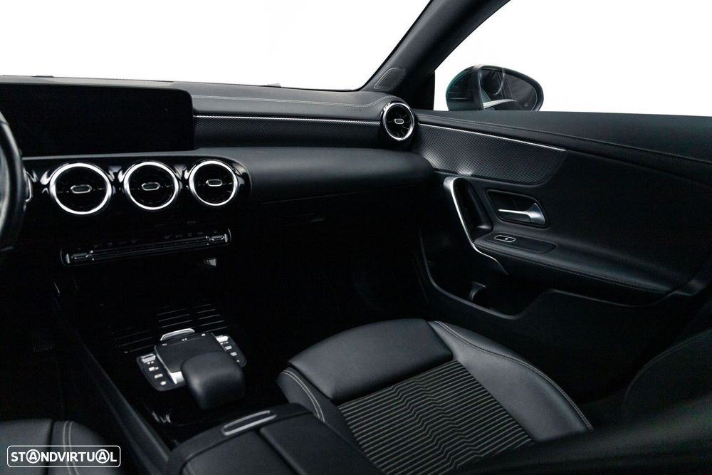 Mercedes-Benz CLA 180 d Shooting Brake Progressive Aut. - 17