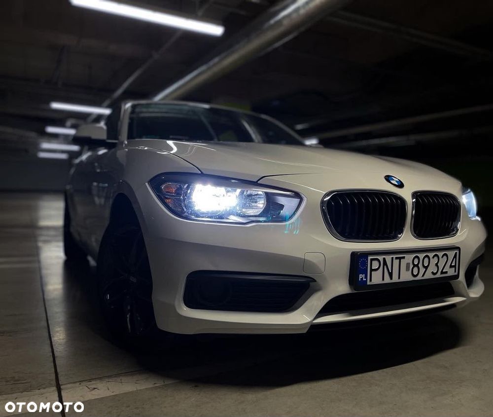BMW Seria 1 116i - 4