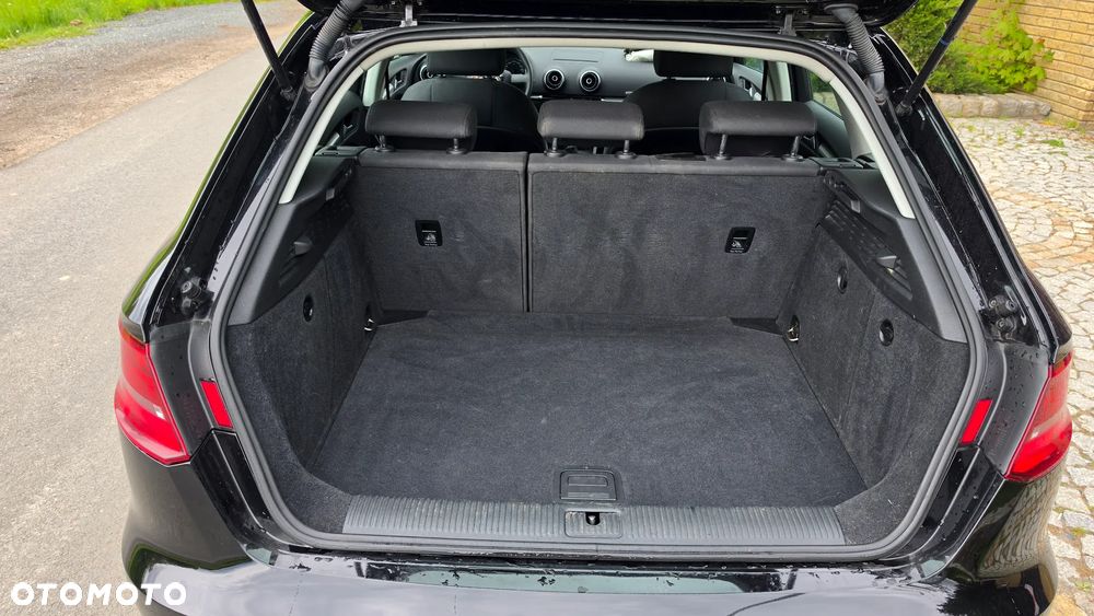 Audi A3 Sportback - 11