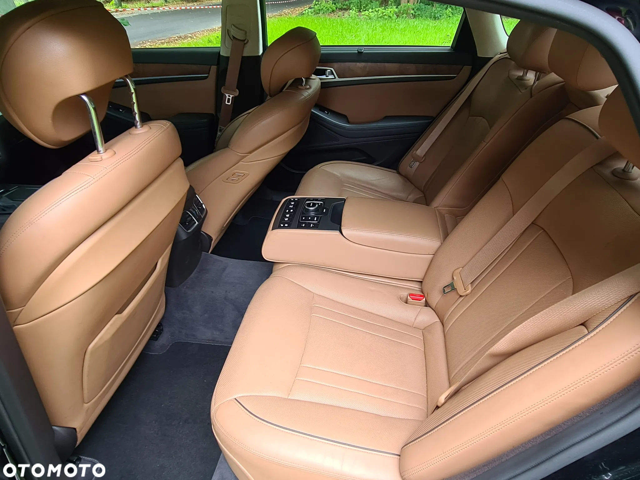 Genesis G80 - 4