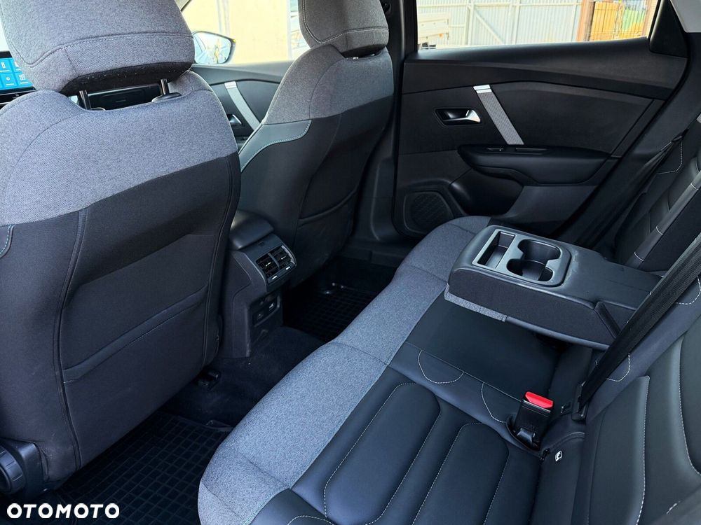 Citroën C4X 1.2 PureTech Shine S&S EAT8 - 27