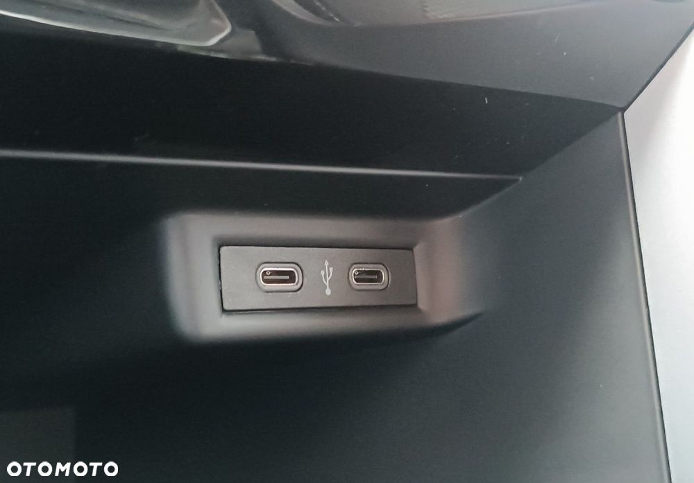 Volkswagen T-Roc - 36