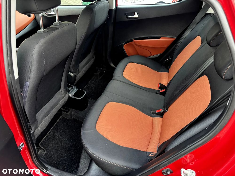 Hyundai i10 1.2 Fifa World Cup Edition - 14