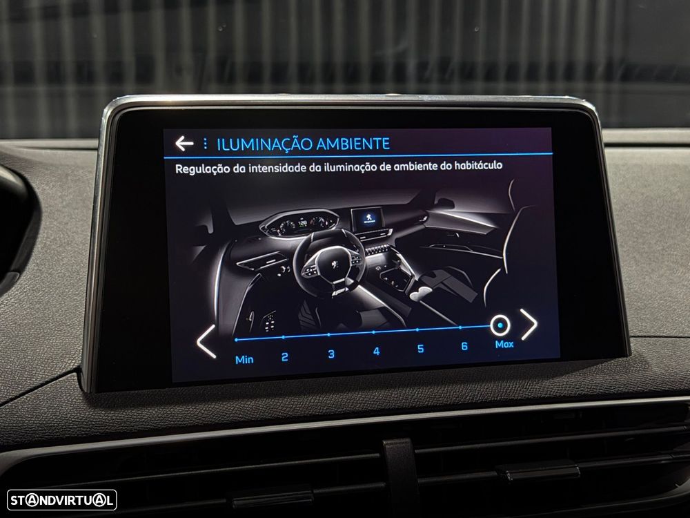 Peugeot 5008 1.2 PureTech Allure Pack EAT8 - 25