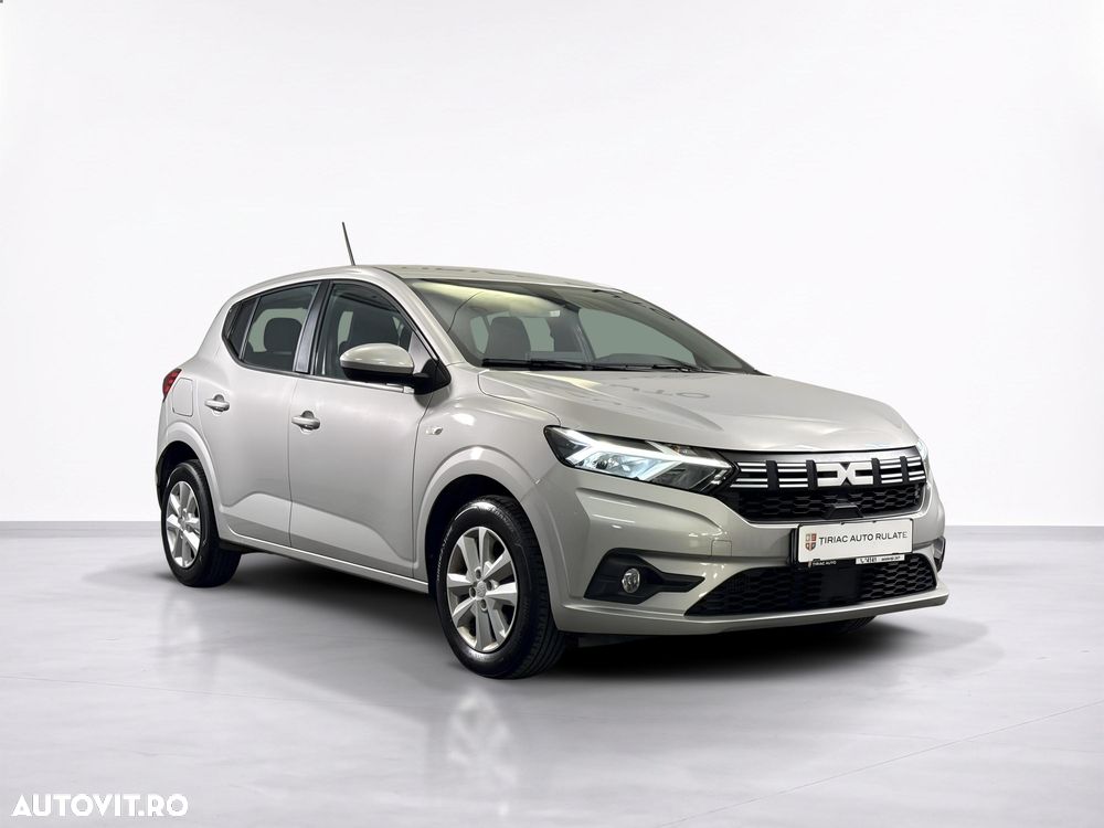 Dacia Sandero - 8