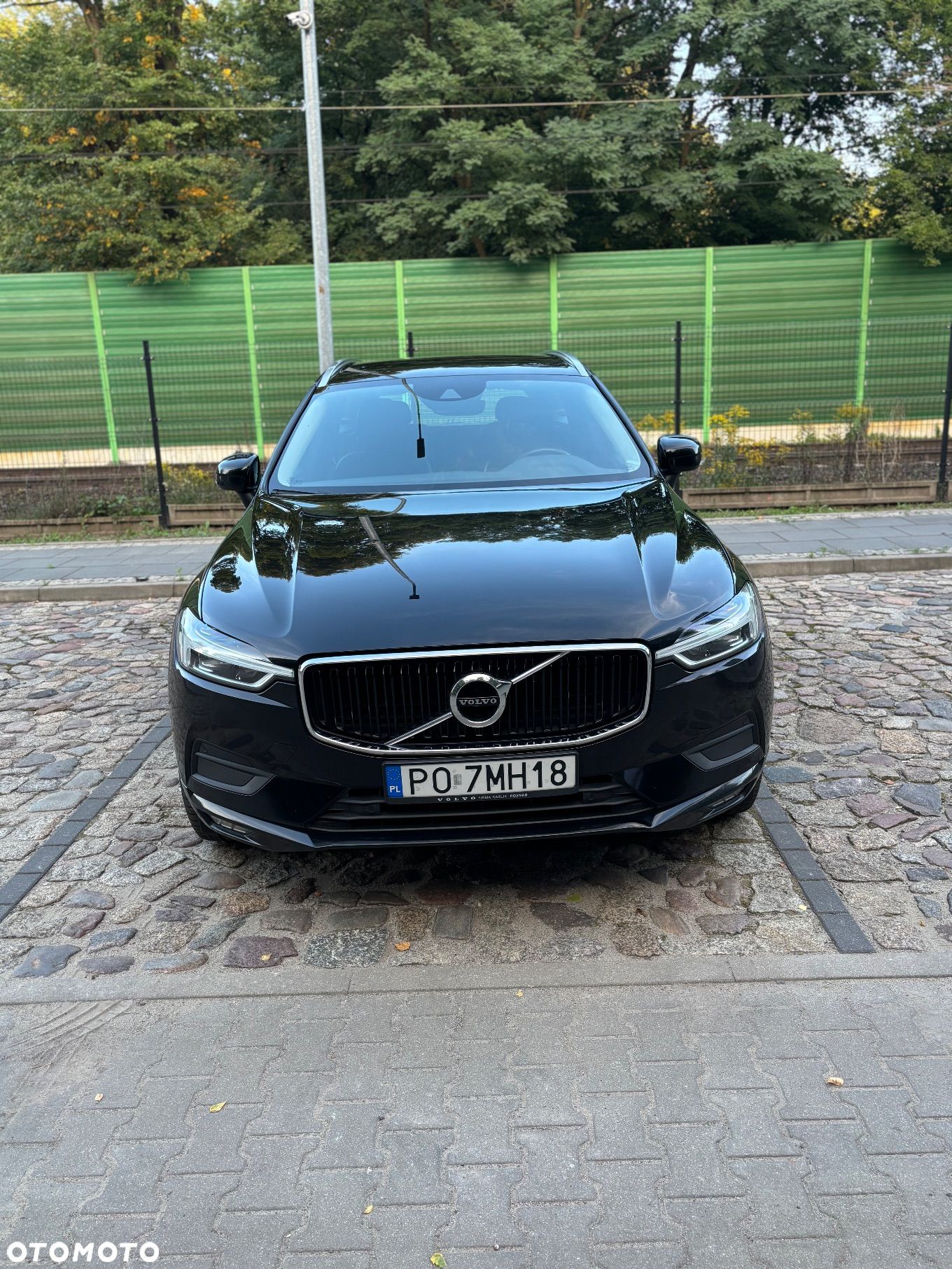 Volvo XC 60 D4 AWD Momentum - 1