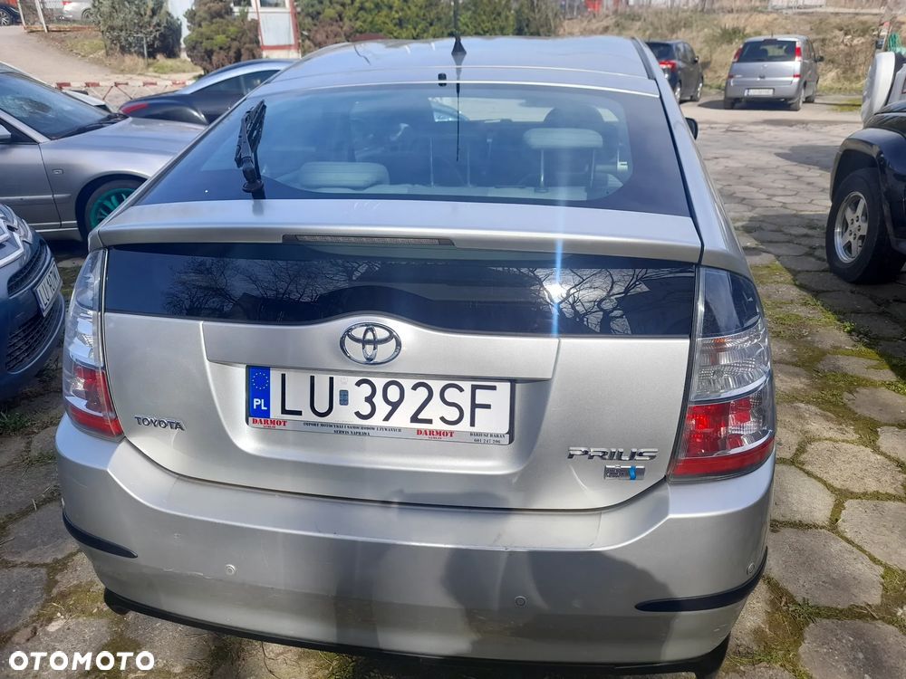 Toyota Prius 1.5 VVT-i Sol - 5