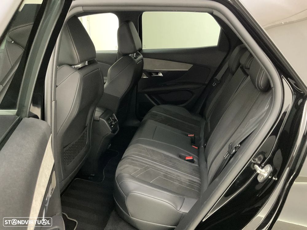 Peugeot 3008 1.6 Hybrid GT Pack e-EAT8 - 21