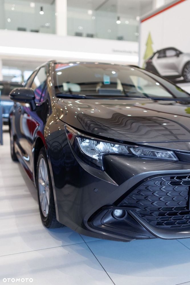 Toyota Corolla 1.8 Hybrid Comfort - 13