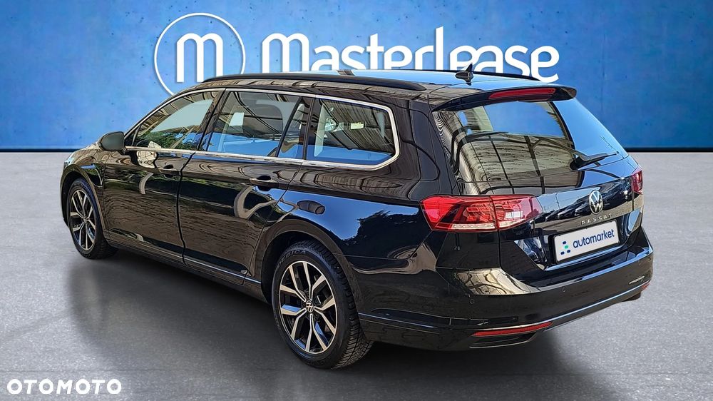 Volkswagen Passat - 8