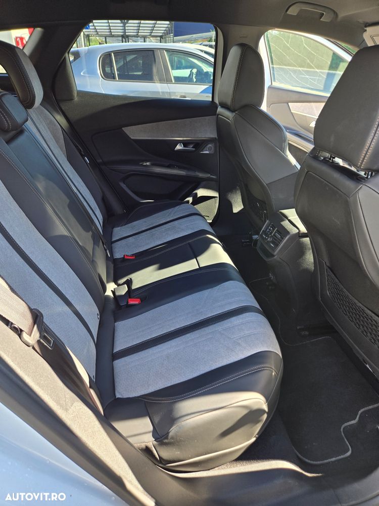 Peugeot 3008 PHEV EAT8 GT Pack - 11