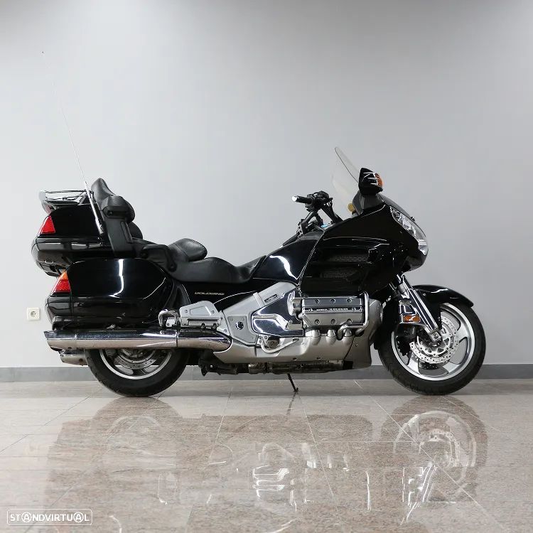 Honda Goldwing - 3