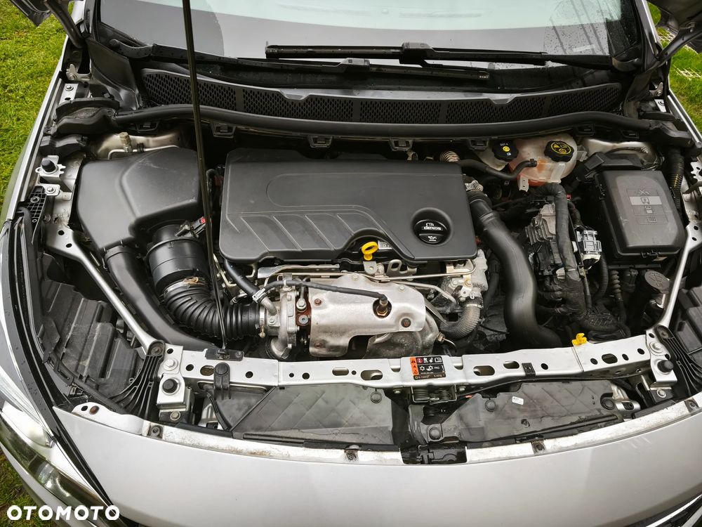 Opel Astra 1.6 D (CDTI) Start/Stop Innovation - 11