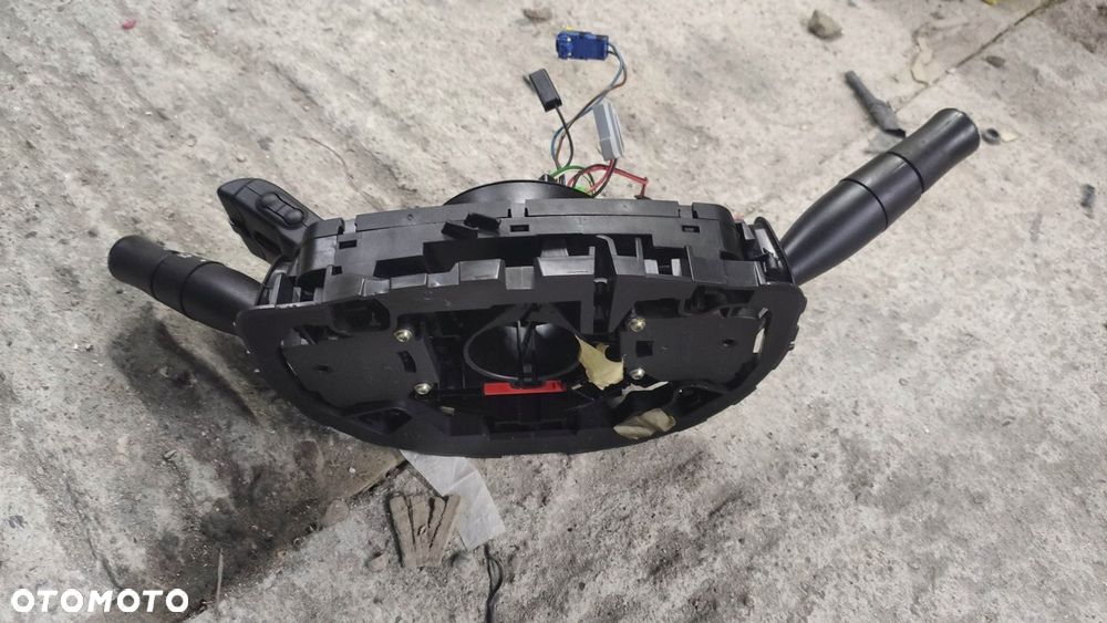 PRZEŁĄCZNIK ZESPOLONY MEGANE II 820021646208K - 2