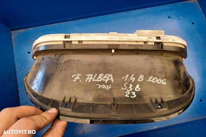 Ceasuri bord 50300753600 Fiat Albea 1 [2002 - 2012] Sedan 1.4 MT (77 - 2