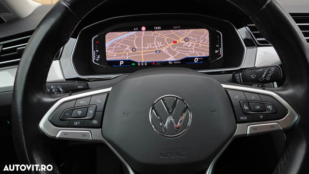 Volkswagen Passat Variant 2.0 TDI SCR DSG Business - 34