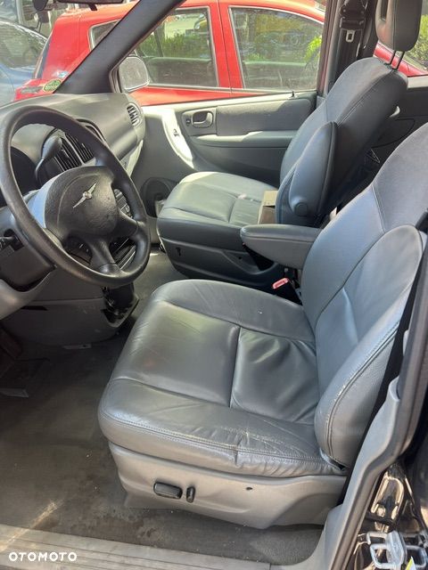 Chrysler Voyager 2.8 CRD SE - 7