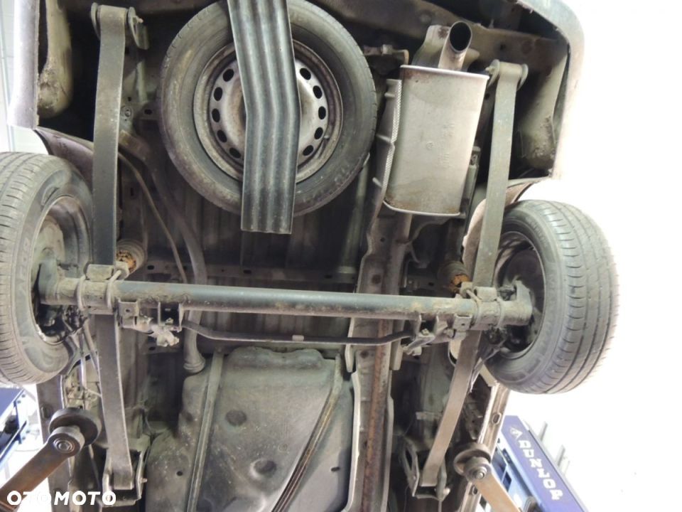 Resor Volkswagen Caddy '12 - 1