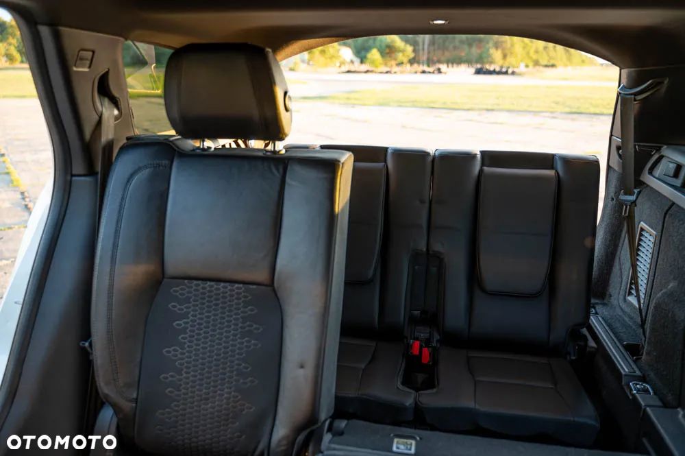 Land Rover Discovery Sport 2.0 Si4 SE - 16