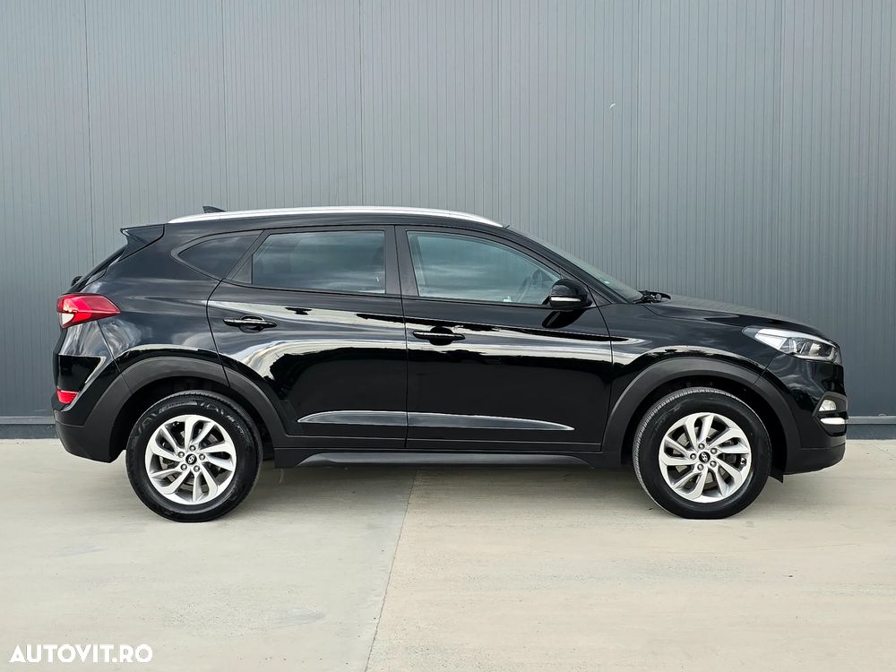 Hyundai Tucson blue 1.7 CRDi 2WD Advantage - 15