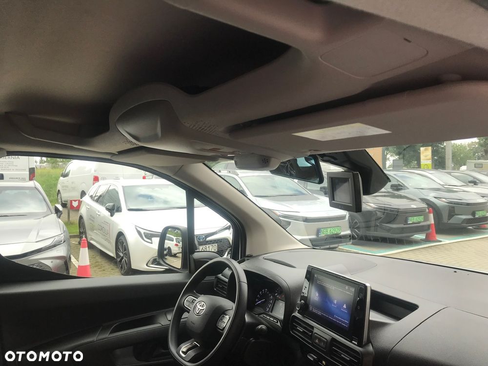 Toyota Proace City - 24