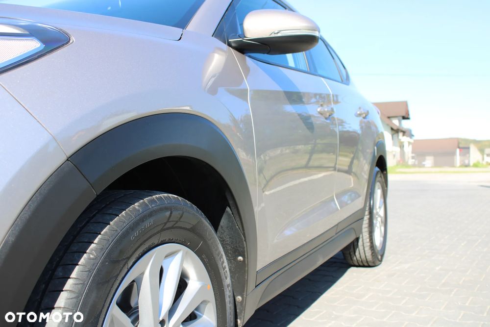 Hyundai Tucson 1.7 CRDI BlueDrive Comfort 2WD DCT - 13