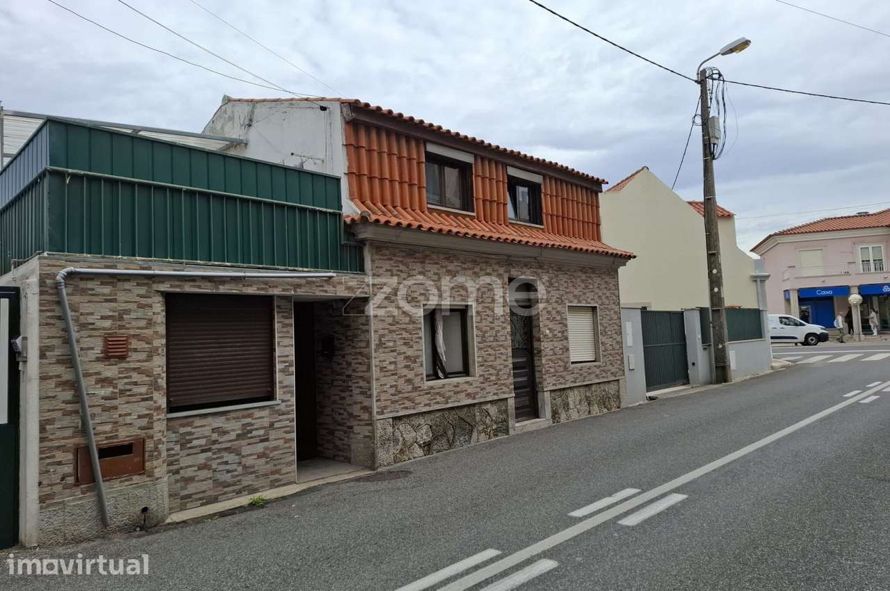 Moradia no Centro de Alcabideche – Grande Potencial de Renovação! - Grande imagem: 2/20