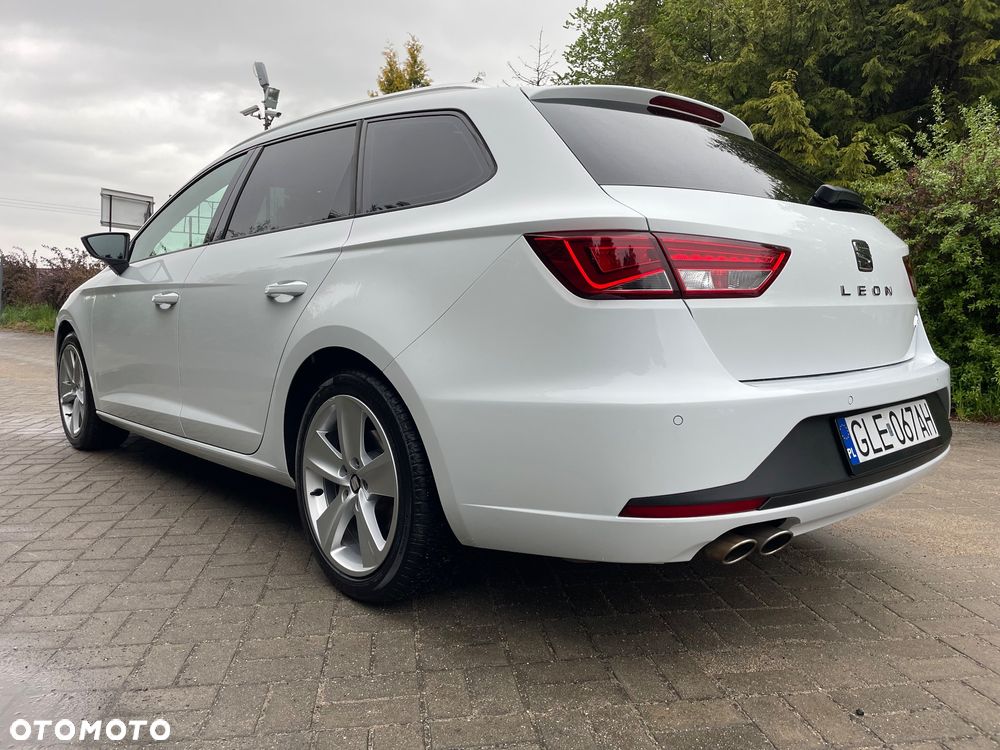 Seat Leon 2.0 TDI DPF Start&Stop DSG FR - 3