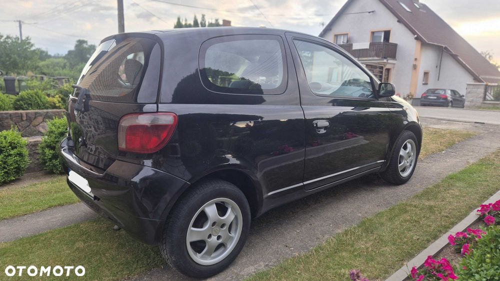 Toyota Yaris - 5