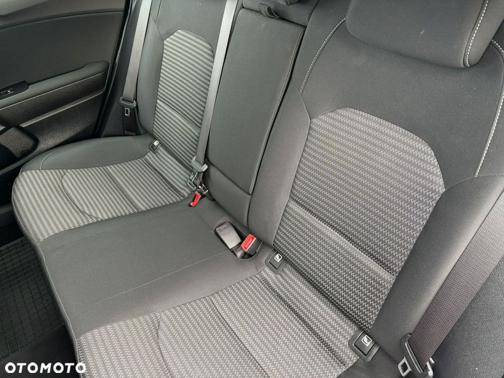 Kia Ceed 1.5 T-GDI M - 22