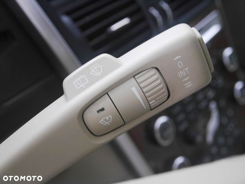 Volvo XC 60 - 22