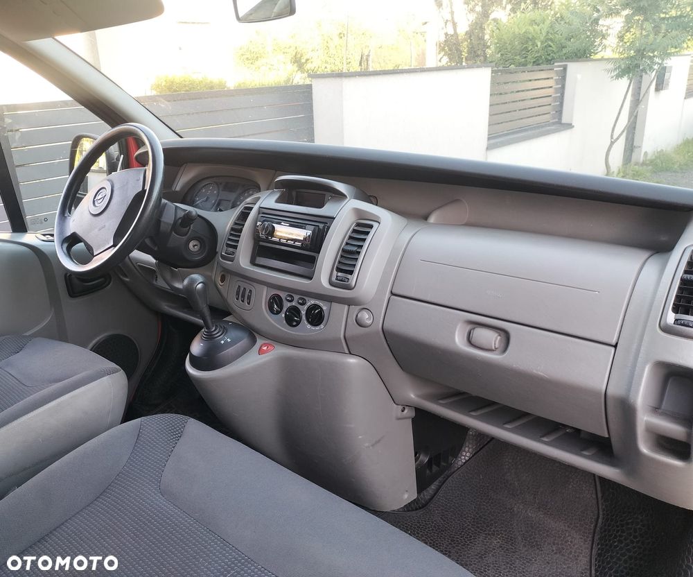 Opel Vivaro - 6