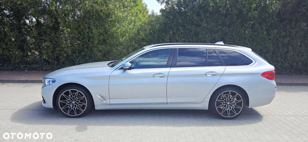 BMW Seria 5 520d M Sport Edition - 9
