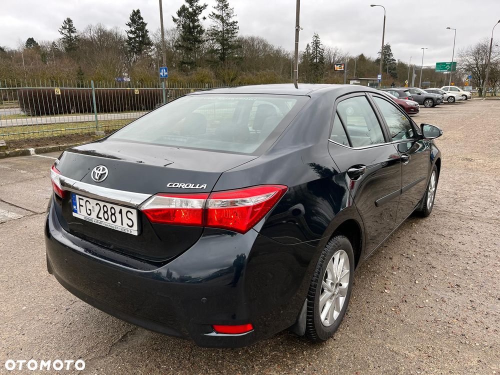 Toyota Corolla 1.6 Premium - 4