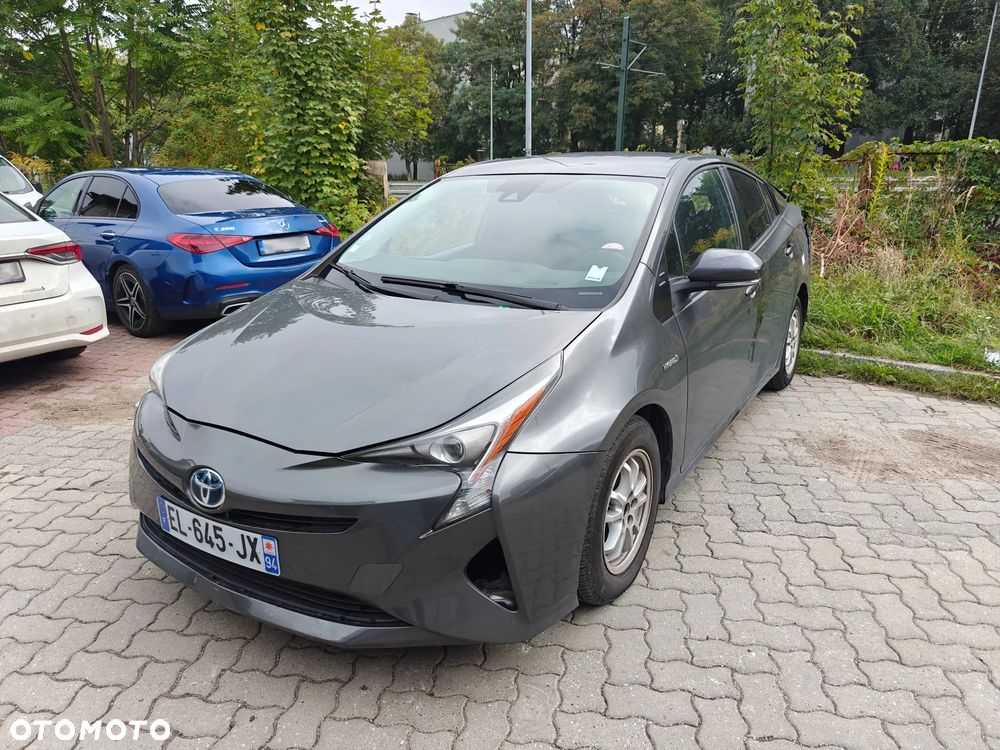Toyota Prius - 3