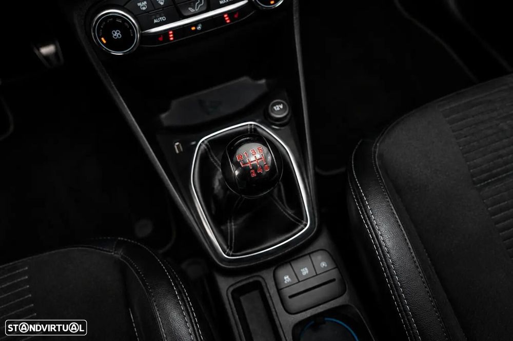 Ford Fiesta 1.5 EcoBoost ST - 25