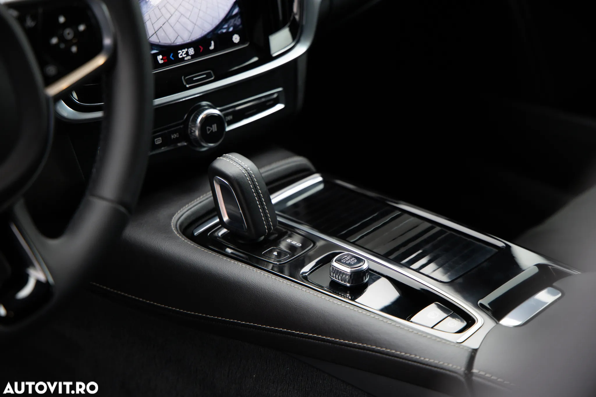 Volvo S90 T8 Twin Engine AWD Geartronic R Design - 6