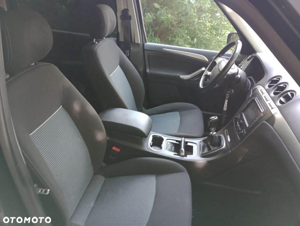 Ford Galaxy 2.0 TDCi Platinium X - 16