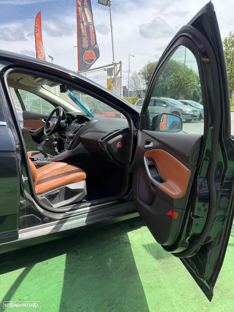 Ford Focus SW 1.0 EcoBoost S&S TITANIUM - 14