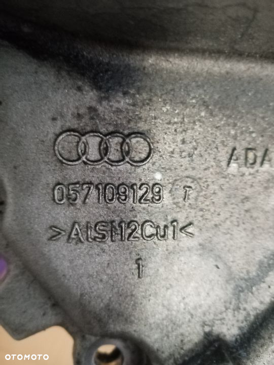 Osłona obudowa rozrządu Porsche Cayenne 4.2 TDI 057109129T - 3
